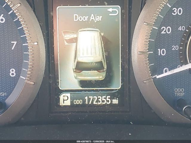 Toyota Sienna Le 7 Passenger Image 14