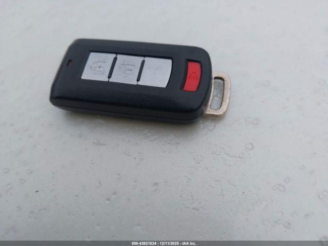 Mitsubishi Mirage Se Image 6