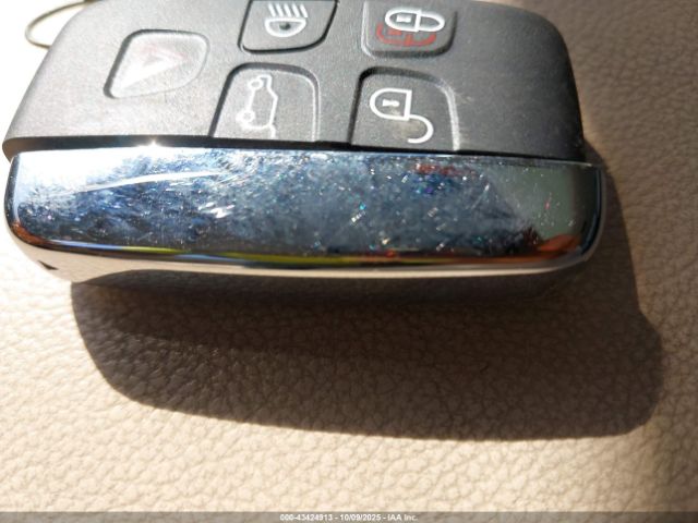 Jaguar XF 20d Premium Image 7