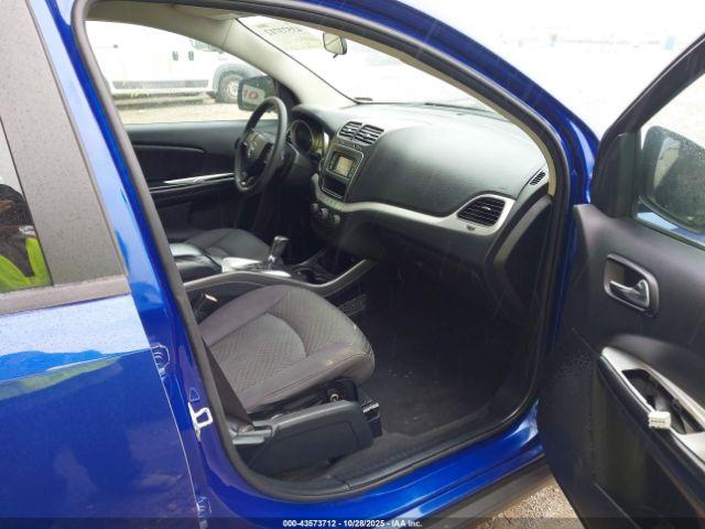 Dodge Journey Sxt Image 3