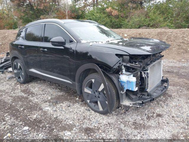  Salvage Nissan Kicks