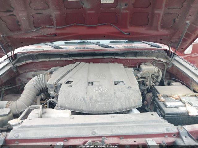 Toyota FJ Cruiser Image 10