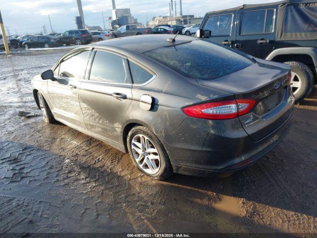 Ford Fusion Se Image 4