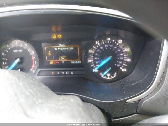 Ford Fusion Se Image 8