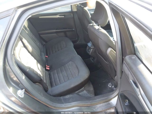 Ford Fusion Se Image 5