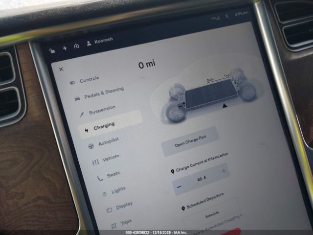 Tesla Model X Image 14