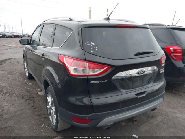 Ford Escape Titanium Image 3