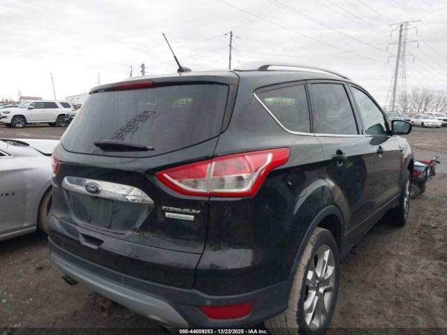 Ford Escape Titanium Image 4