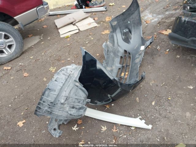 Nissan Rogue S Image 7