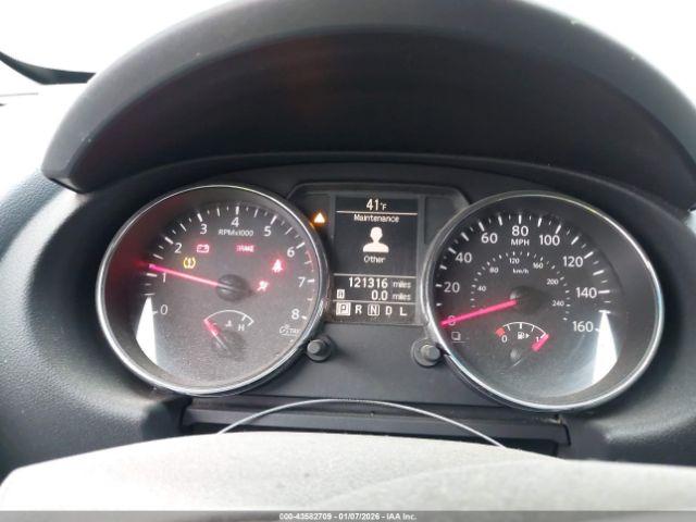 Nissan Rogue S Image 17