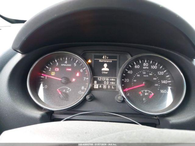 Nissan Rogue S Image 17