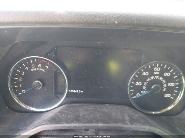 Ford F-150 Lariat Image 4