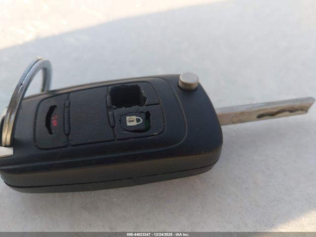 Buick Encore Image 2