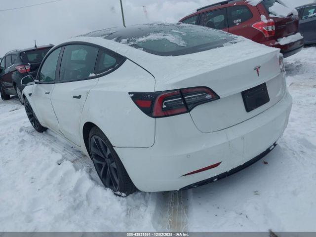 Tesla Model 3 Standard Range Plus Rear-wheel Drive Image 18