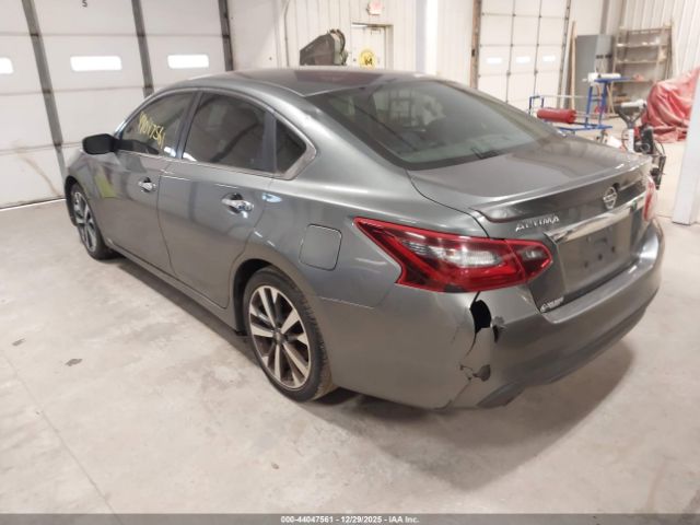 Nissan Altima 3.5 Sr Image 2