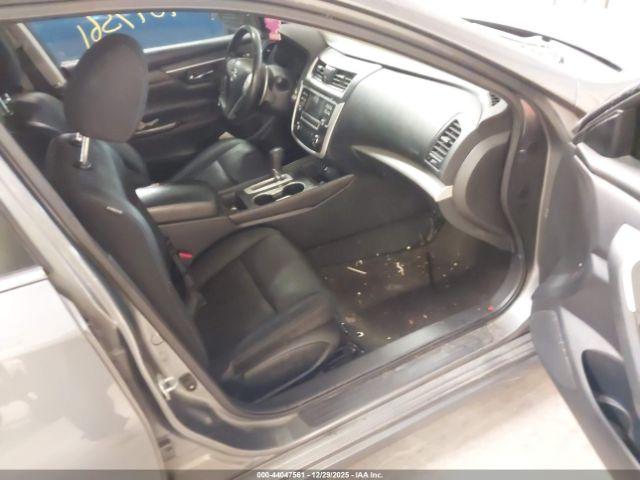 Nissan Altima 3.5 Sr Image 5