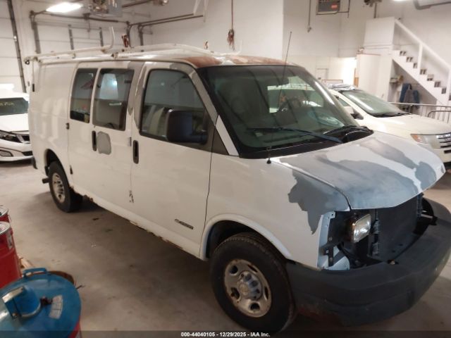 Chevrolet Express Image 1