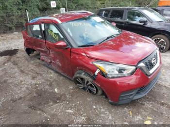  Salvage Nissan Kicks