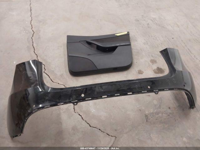 Tesla Model Y Performance Dual Motor All-wheel Drive Image 10