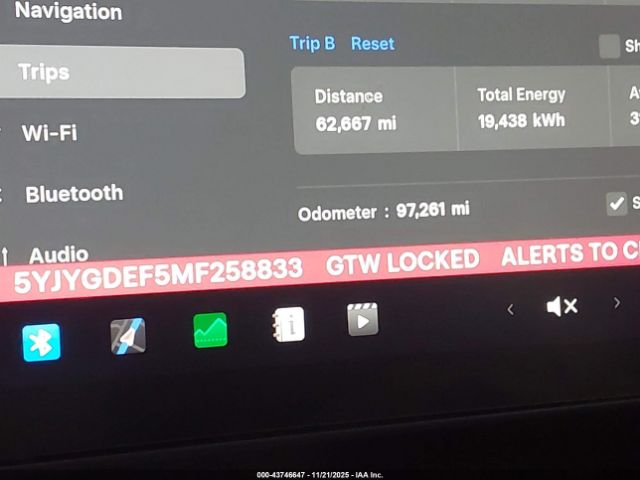 Tesla Model Y Performance Dual Motor All-wheel Drive Image 16