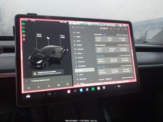 Tesla Model Y Performance Dual Motor All-wheel Drive Image 15