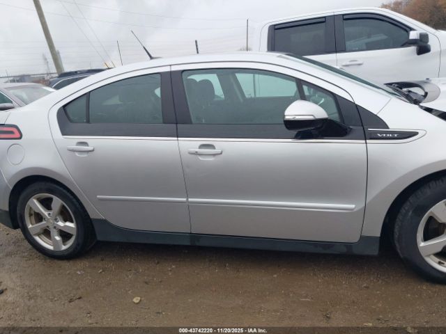 Chevrolet Volt Image 15