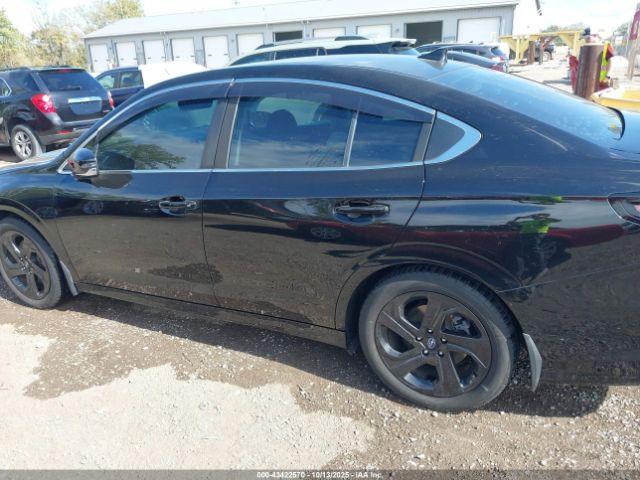 Subaru Legacy Sport Image 11