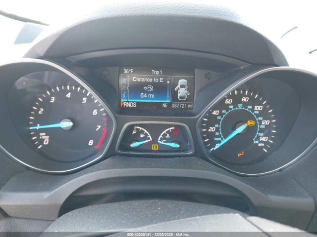 Ford Escape Titanium Image 9