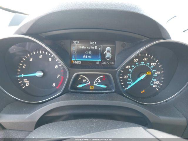 Ford Escape Titanium Image 9