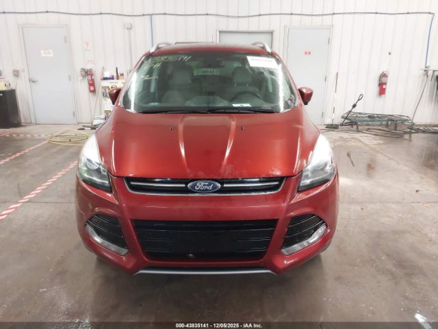 Ford Escape Titanium Image 12