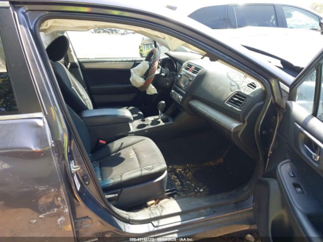 Subaru Outback 2.5i Premium Image 3