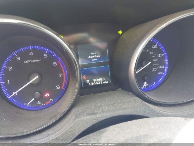 Subaru Outback 2.5i Premium Image 10