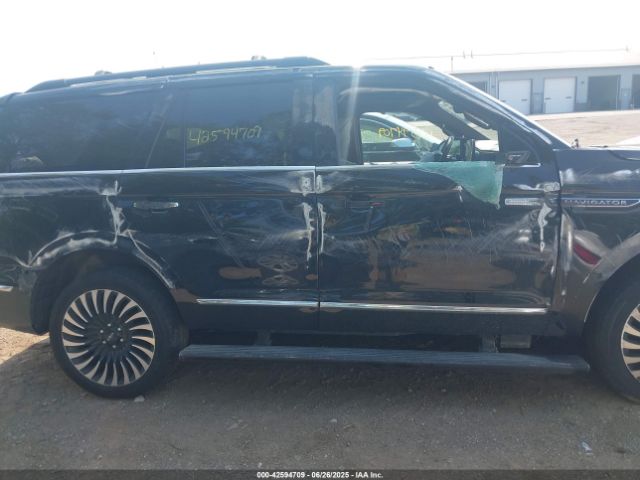 Lincoln Navigator Black Label Image 5