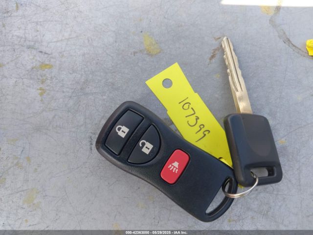 Nissan Versa 1.8 S Image 13