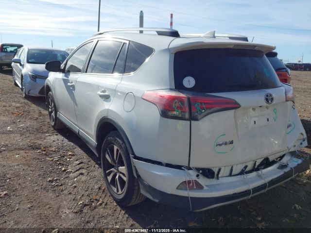 Toyota RAV4 Xle Image 9