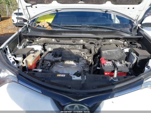 Toyota RAV4 Xle Image 15