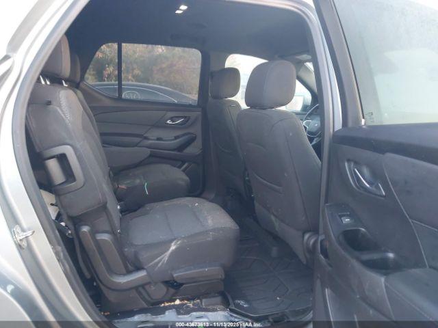 Chevrolet Traverse Fwd Lt Cloth Image 17