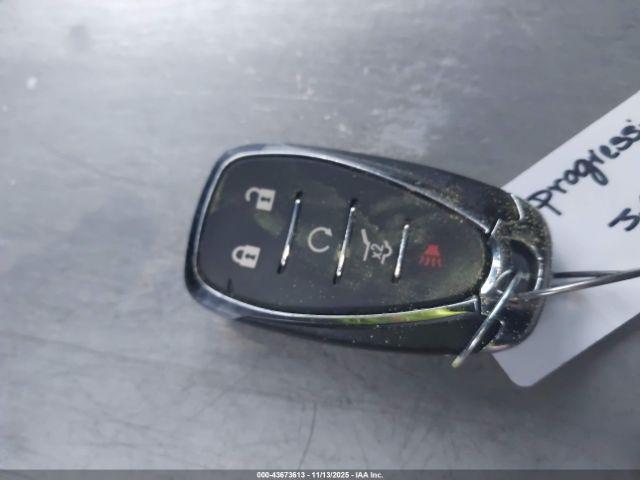 Chevrolet Traverse Fwd Lt Cloth Image 16