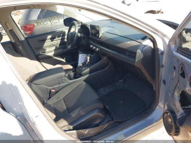 Honda CR-V Lx Awd Image 14