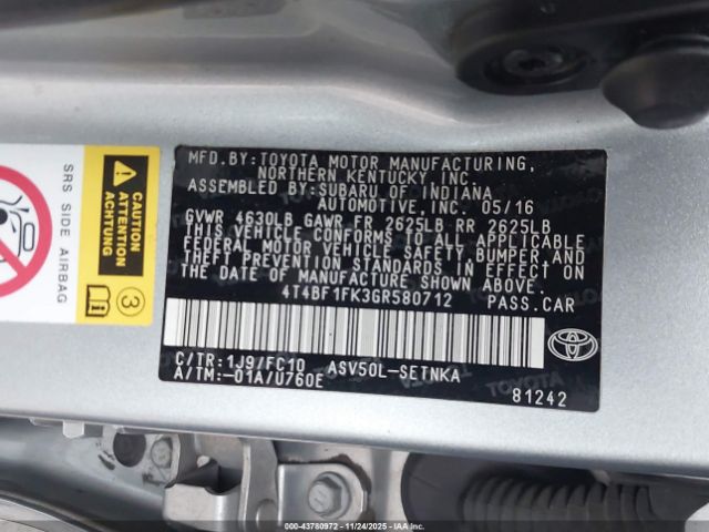 Toyota Camry Le Image 9