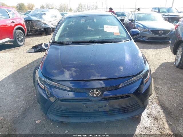 Toyota Corolla Le Image 5