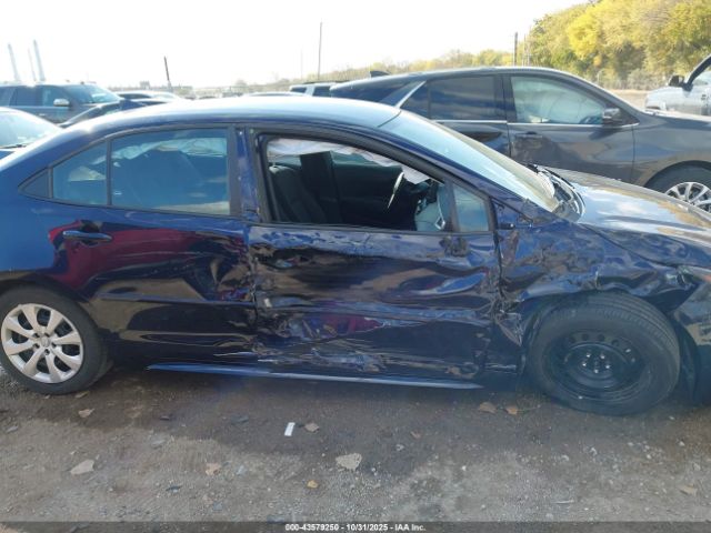 Toyota Corolla Le Image 7