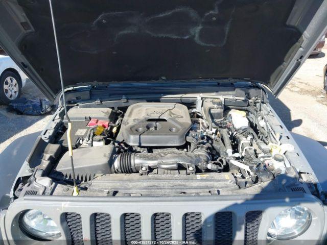 Jeep Wrangler 4-door Sport 4x4 Image 13