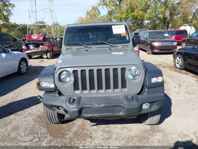 Jeep Wrangler 4-door Sport 4x4 Image 8