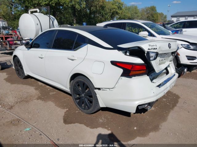 Nissan Altima Sr Intelligent Awd Image 3