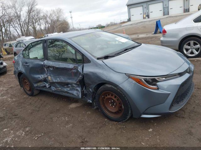 Toyota Corolla Le Image 4