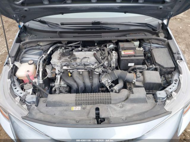 Toyota Corolla Le Image 9