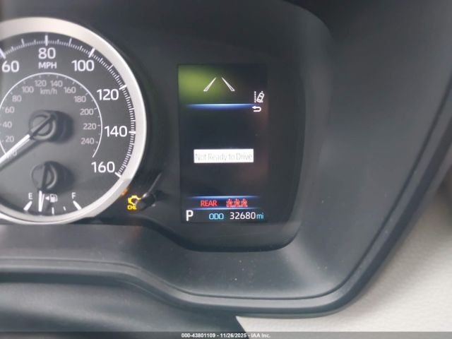 Toyota Corolla Le Image 14