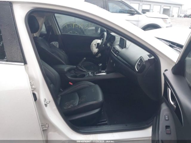 Mazda Mazda3 I Grand Touring Image 5