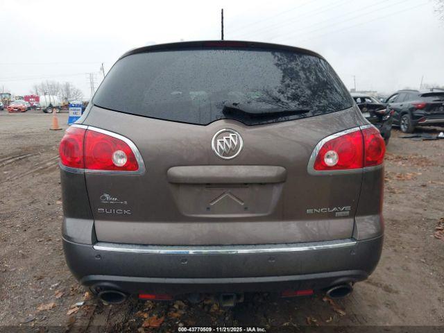 Buick Enclave 2xl Image 2